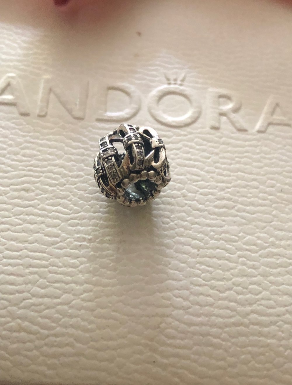 Pandora Charme mit Zirkonia