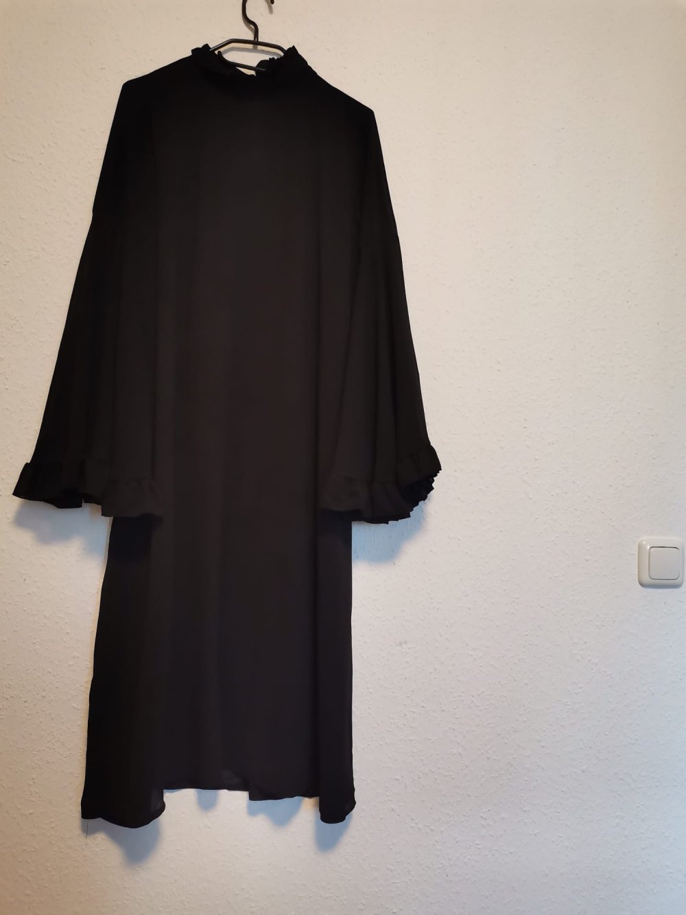 schwarzes midi Kleid Übergröße 44/46