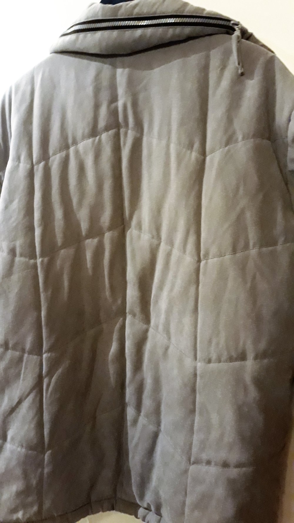 Schicke Damensteppjacke von Mada di Milano, Gr. 40, Ausverkauf!! nur 5,-€