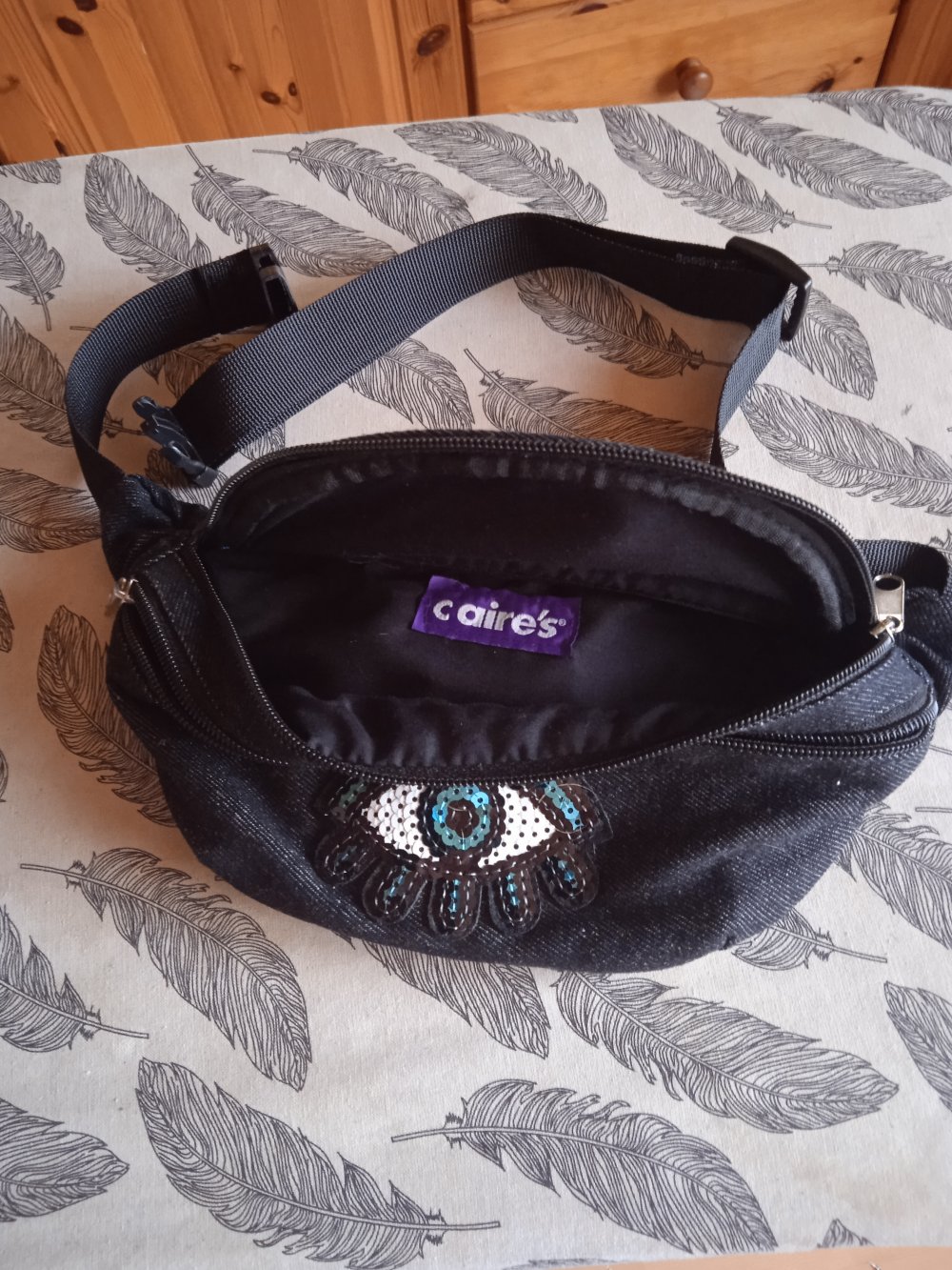 Claires Bauchtasche neu 