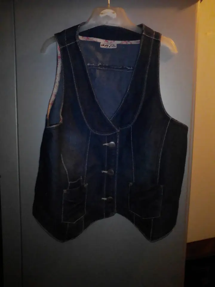 Kik Weste Größe 176 neu 