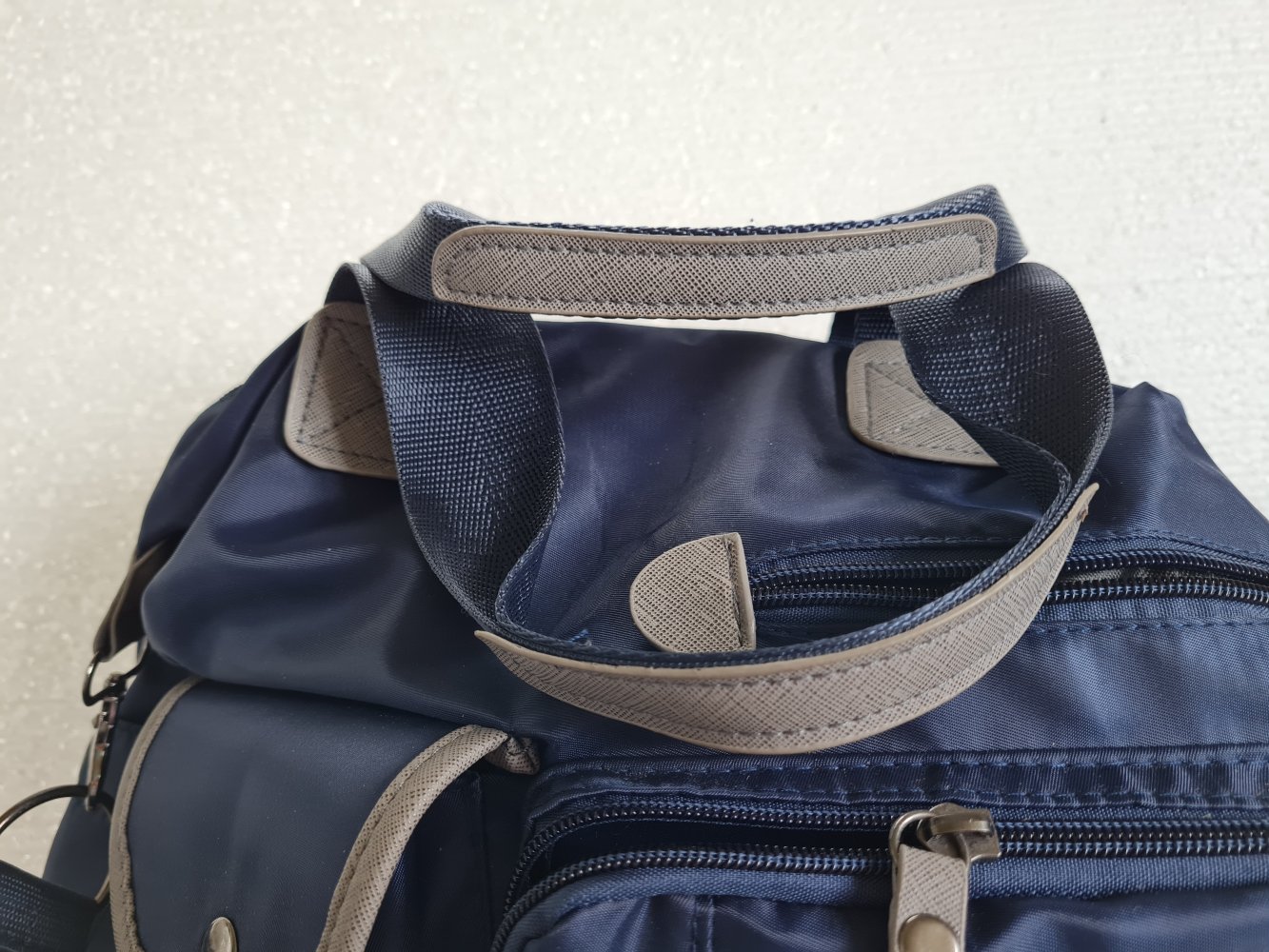 Wasserdichte Nylon-Umhängetasche Dunkelblau