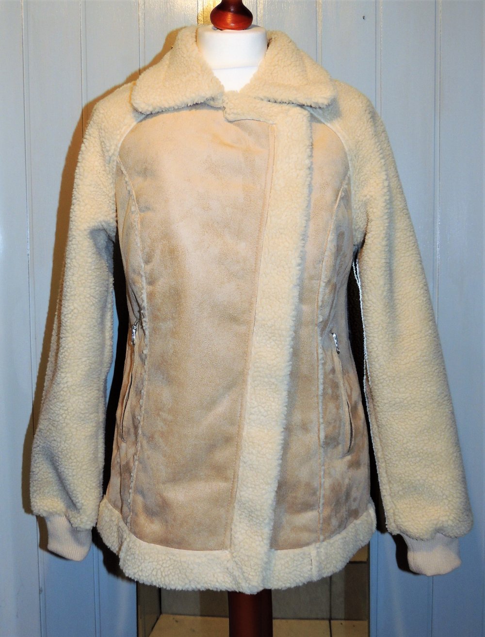 Jacke Teddyfell beige Größe 36 von Rainbow neuwertig