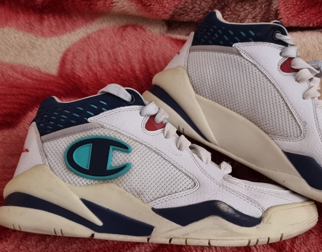 Champion Zone Mid Schuhe Sneaker Basketball Sportschuhe Gr.39 Top 