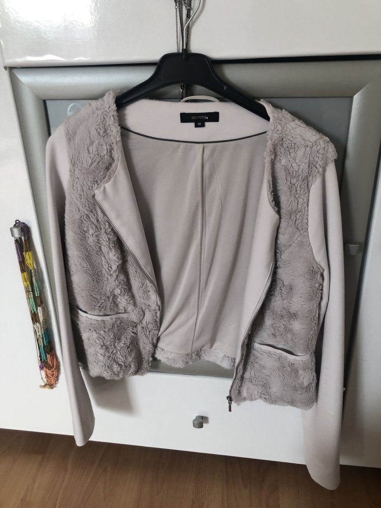 Ausgefallener Pullover 