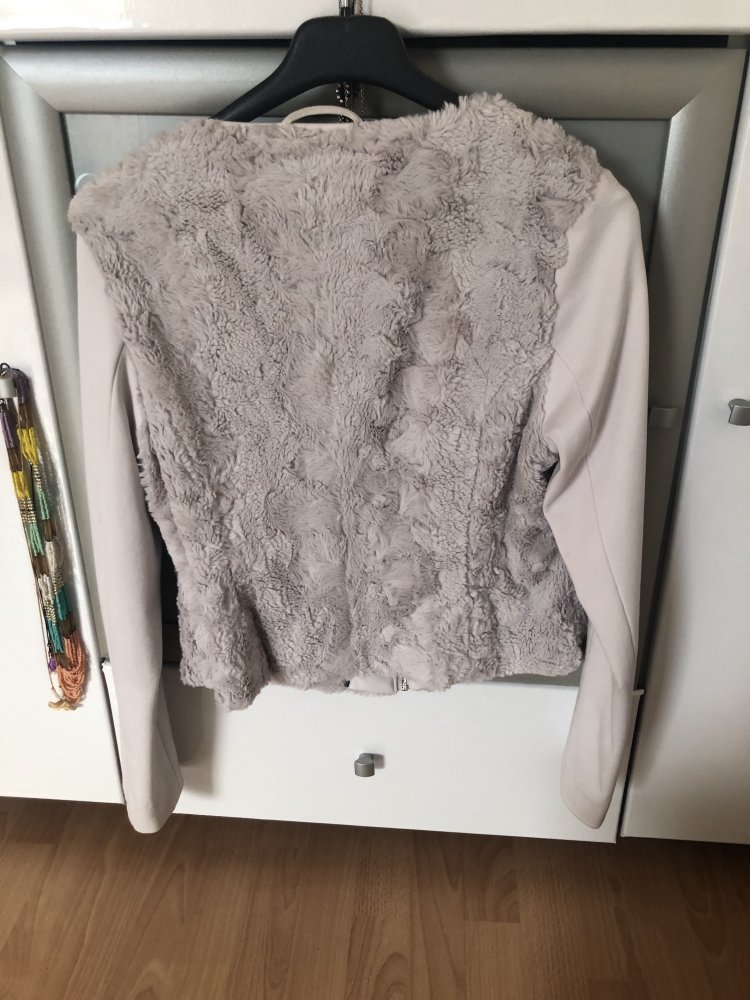 Ausgefallener Pullover 