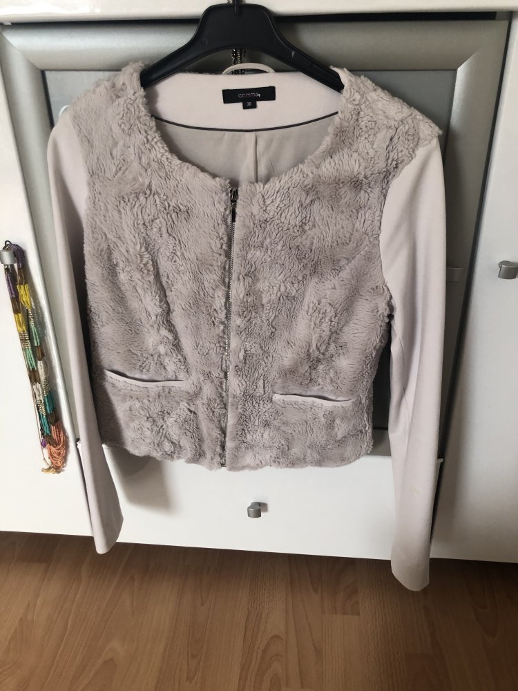 Ausgefallener Pullover 