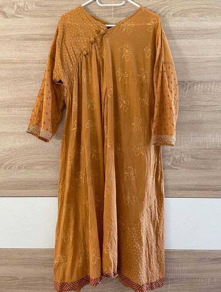 Schönes Kleid von Gudrun Sjöden