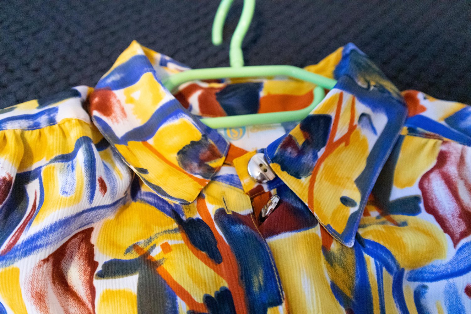 Original 80er-Jahre Bluse mit Schulterpolster