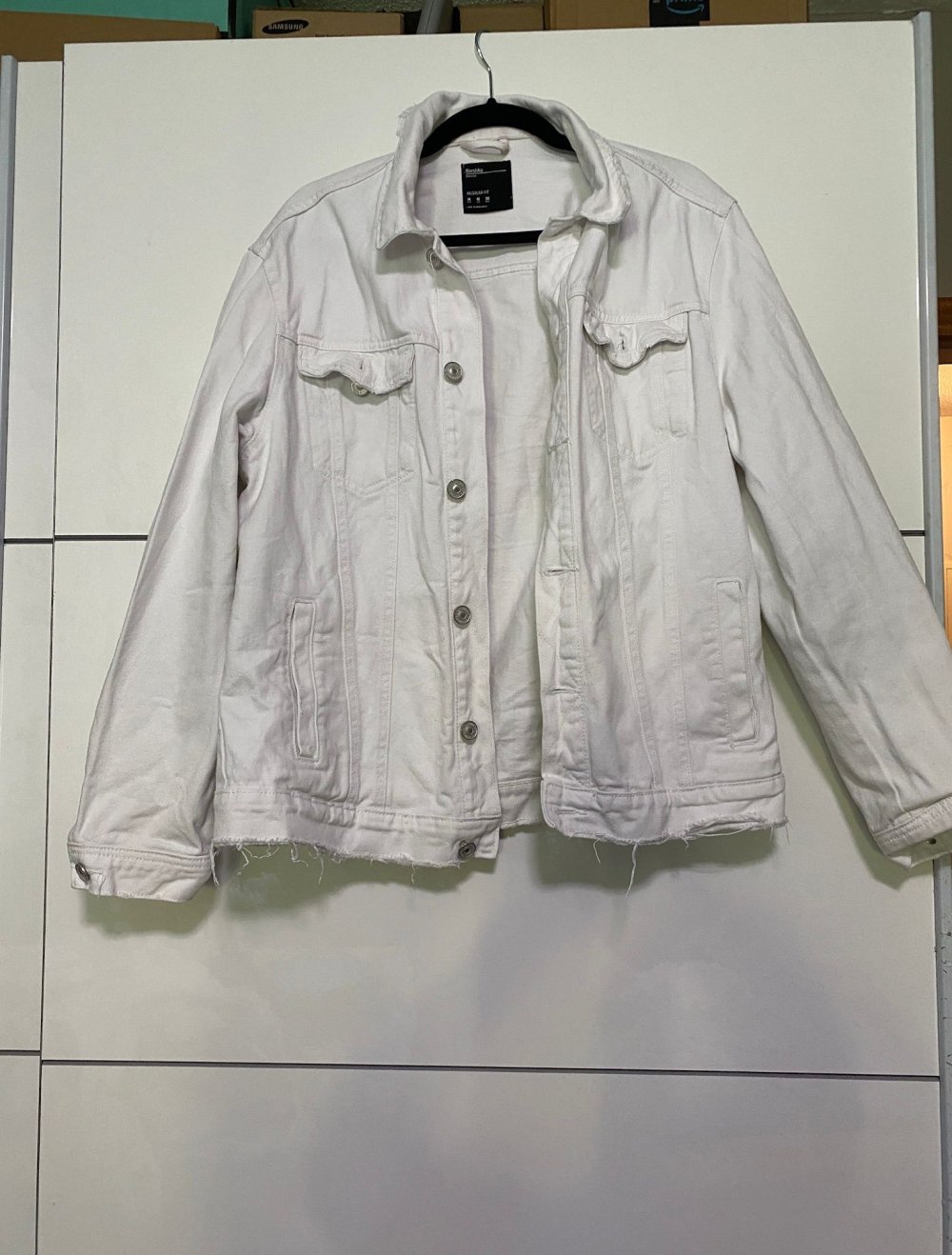 Bershka Denim Jacke in weiß