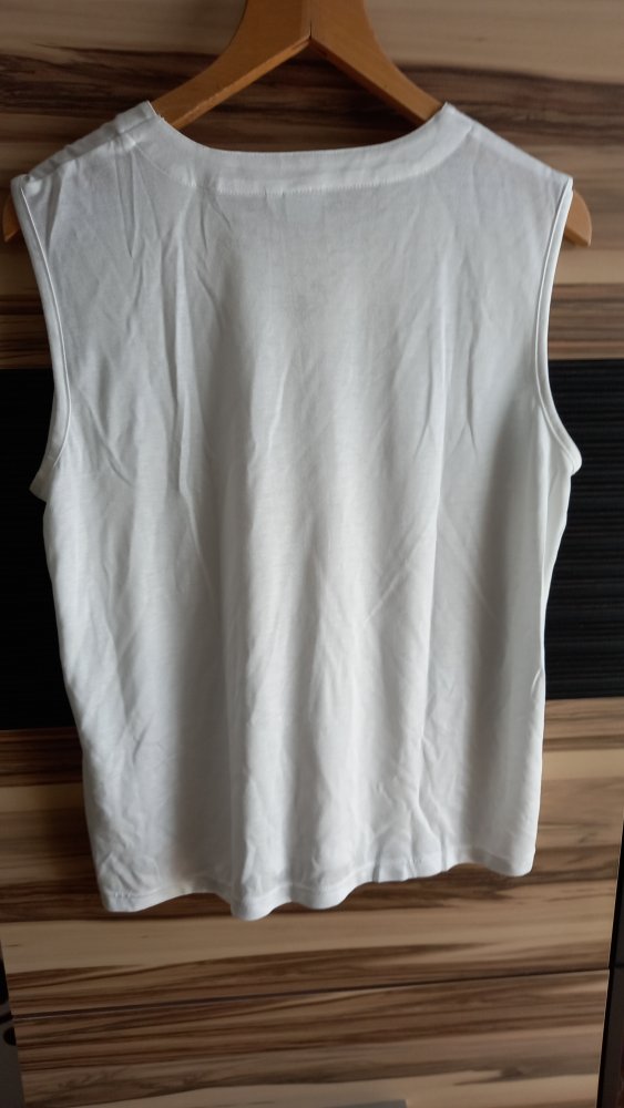 *sehr schönes weißes BASIC Concept Damen - Top, Gr. M*