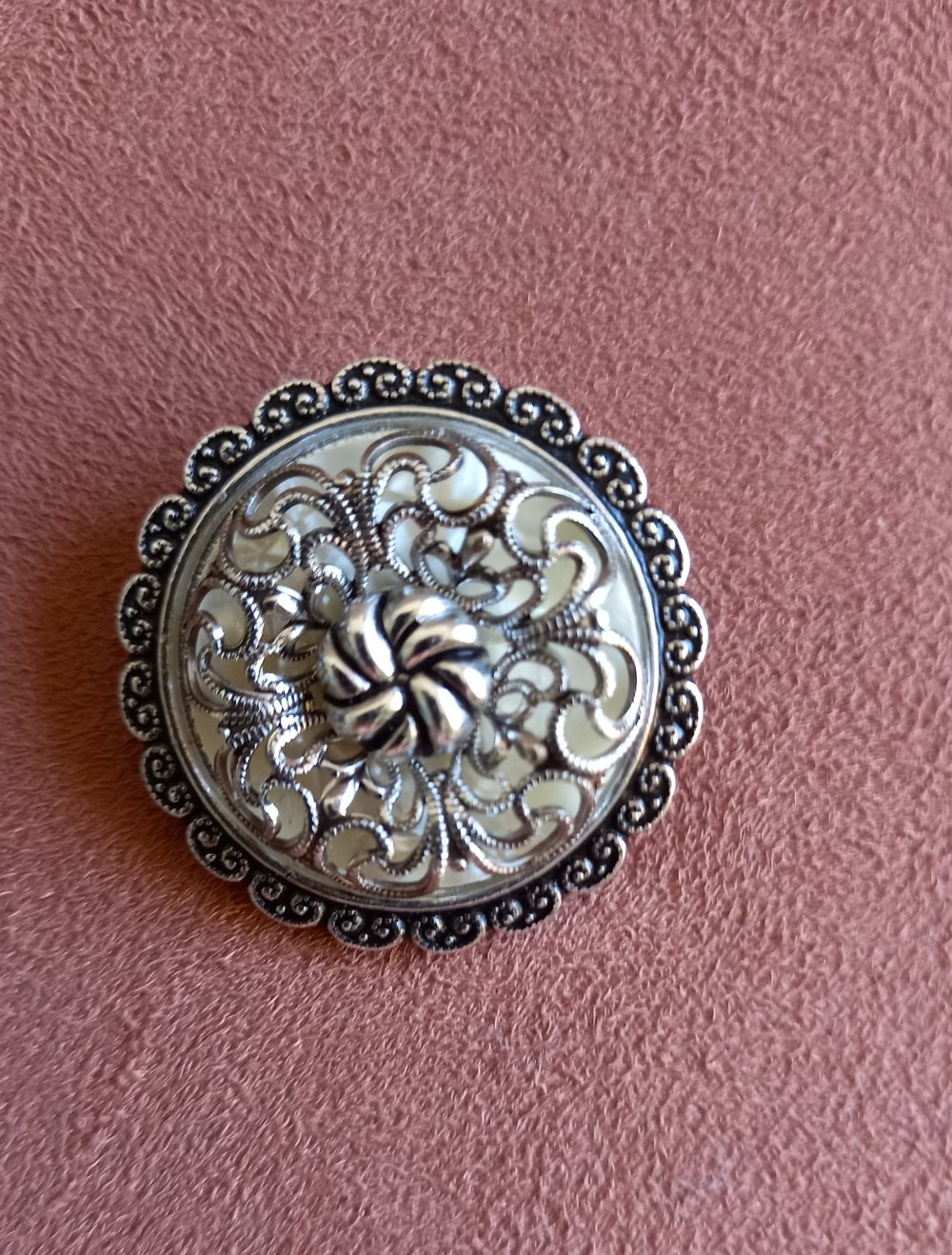 Schöne filigrane elegante Vintage Brosche, silbrig,  Modeschmuck