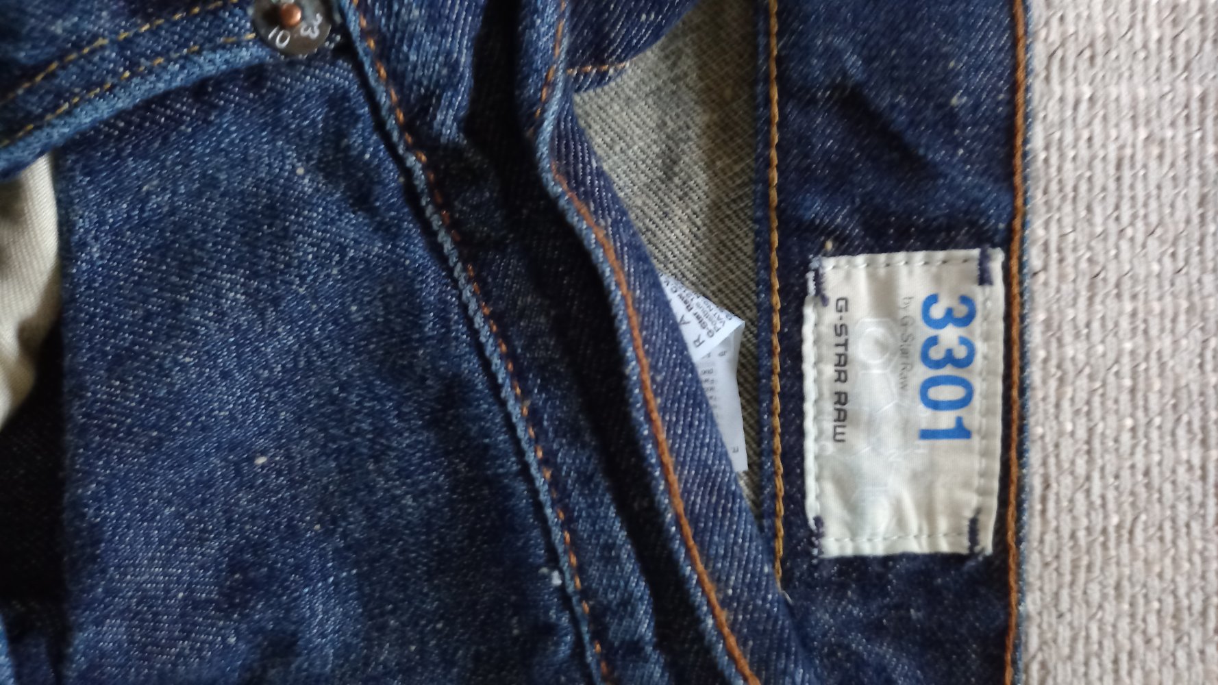 neuwertige G-Star Raw 3301 Herren Jeans