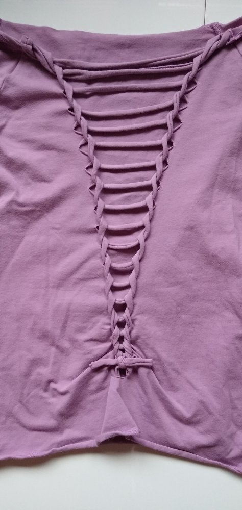 Langarmshirt mit raffinierter Schnürung am Rücken, Größe XS