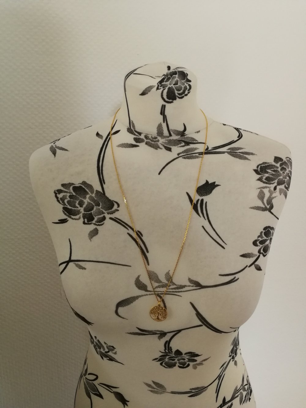 Goldene Kette Baum josemma