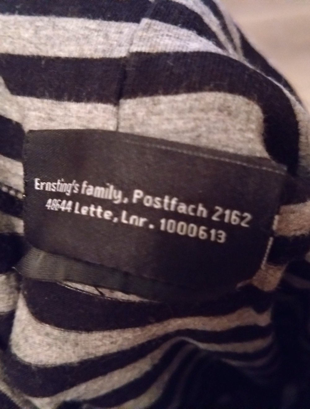 Gina Benötigt T-Shirt mit Rollkragen