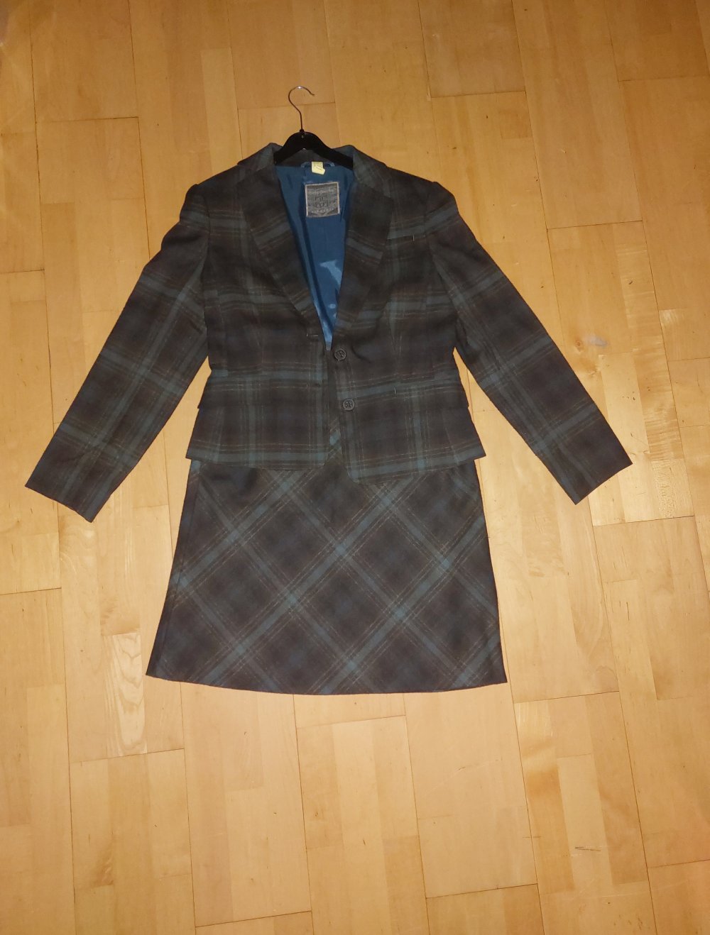 Wolle Vintage 2teilig Rock und Blazer Betty Barcley