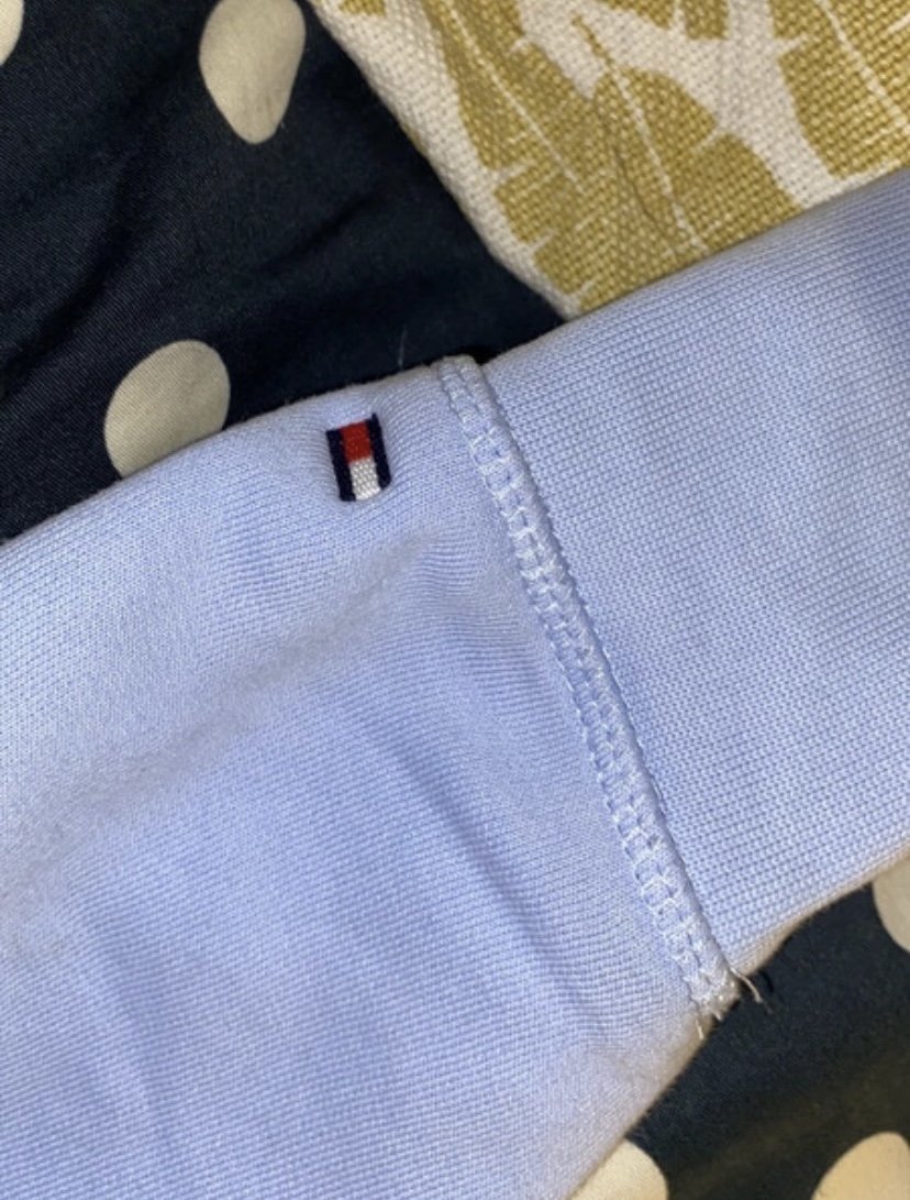 Babyblauer Tommyhilfiger pullover