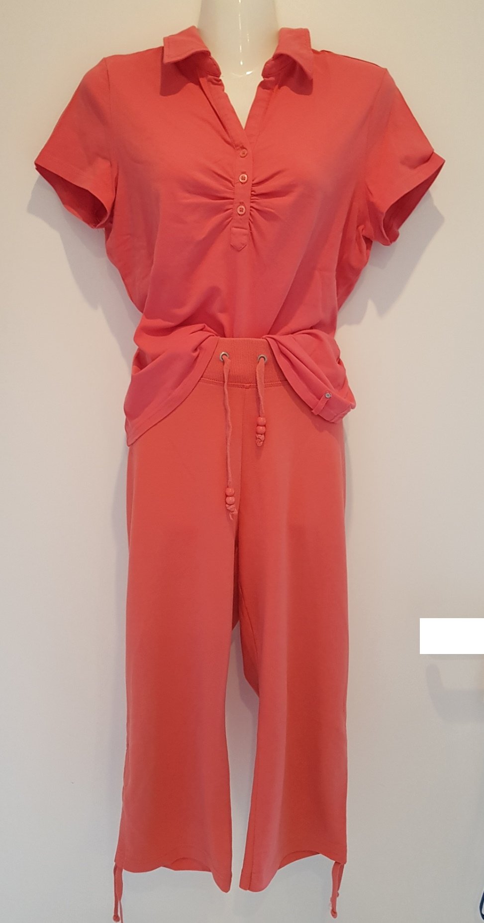 TCM 3/4-Sporthose/Relaxhose Gr.40/42 + passendem Poloshirt