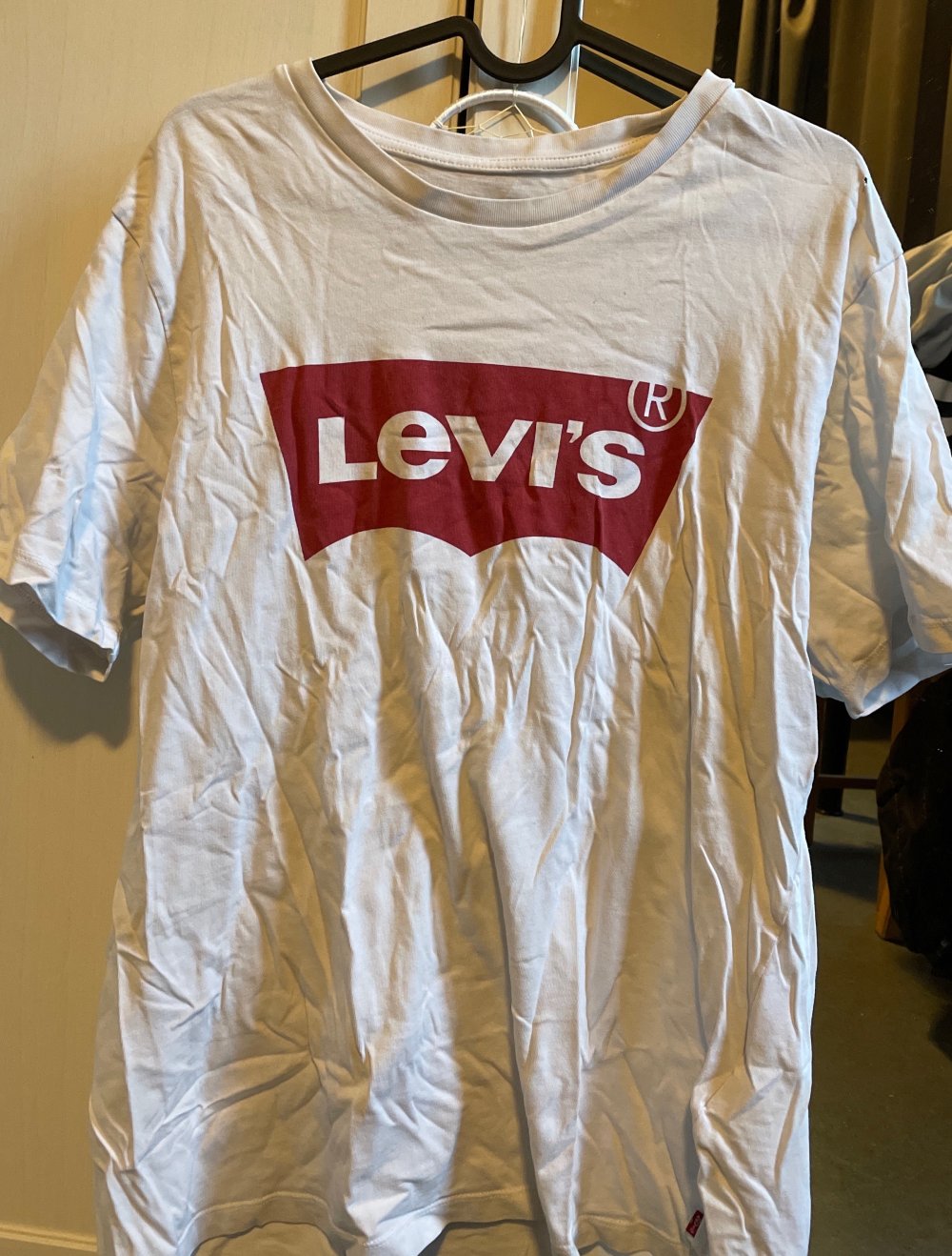 Levi’s tshirt