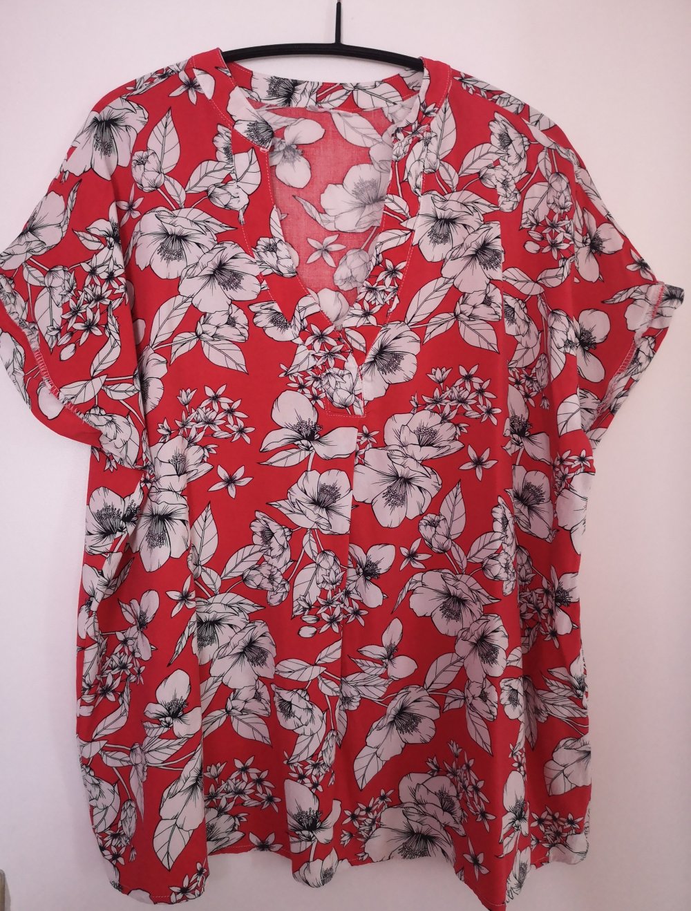 Hemdbluse mit V-Ausschnitt