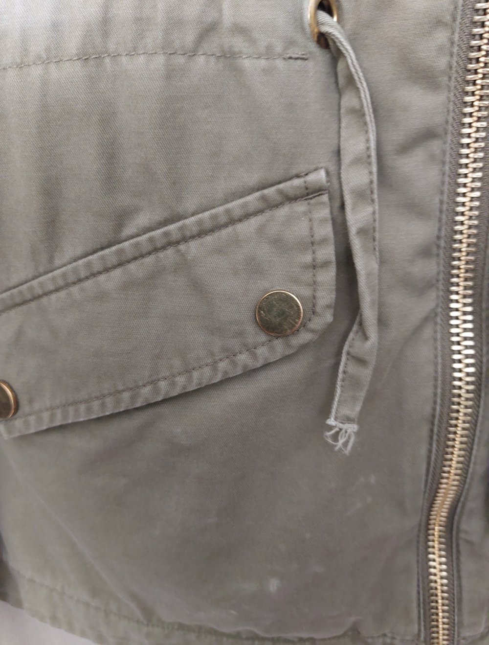 khakifarbener Parka, 10€