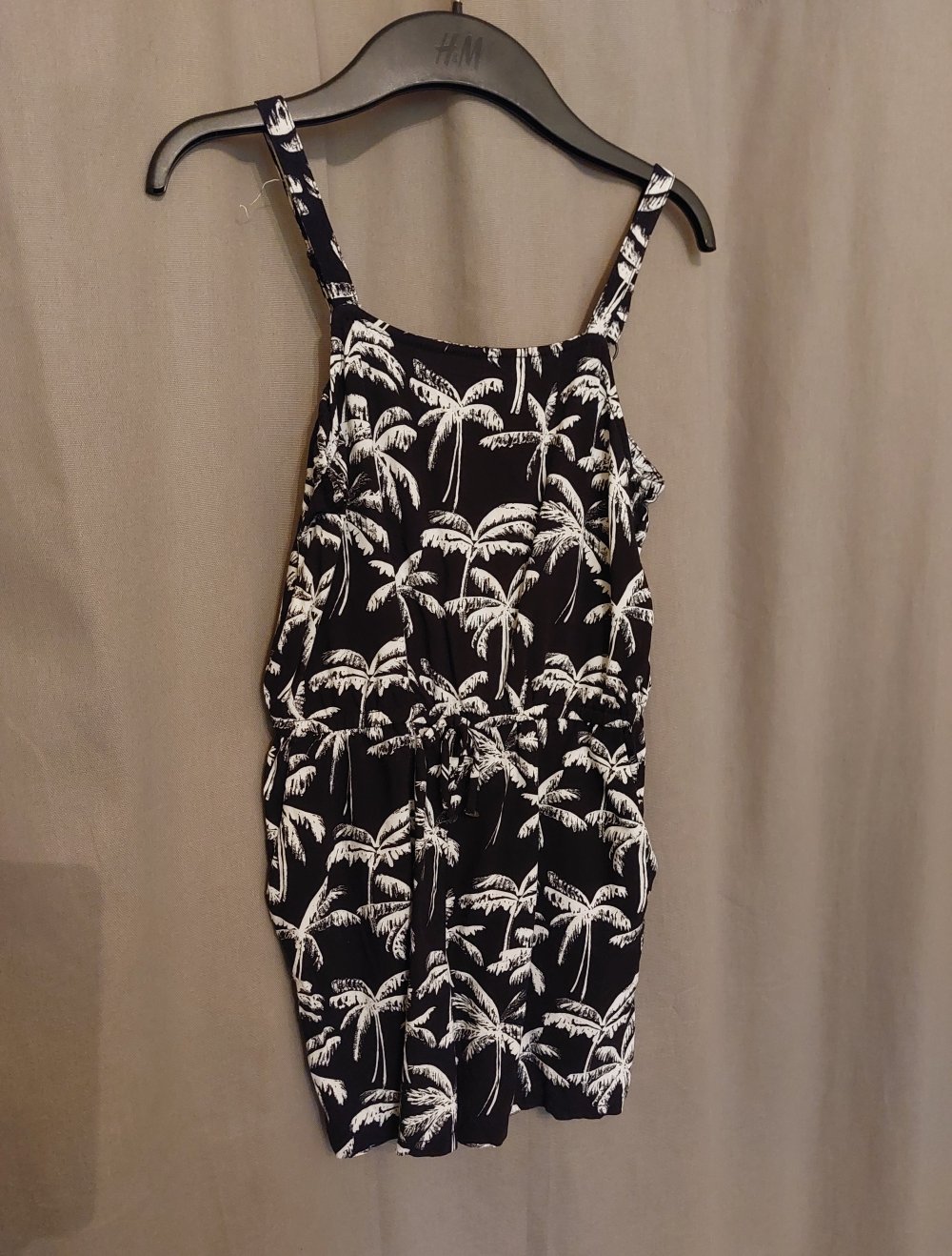 kurzer Jumpsuites; 5€