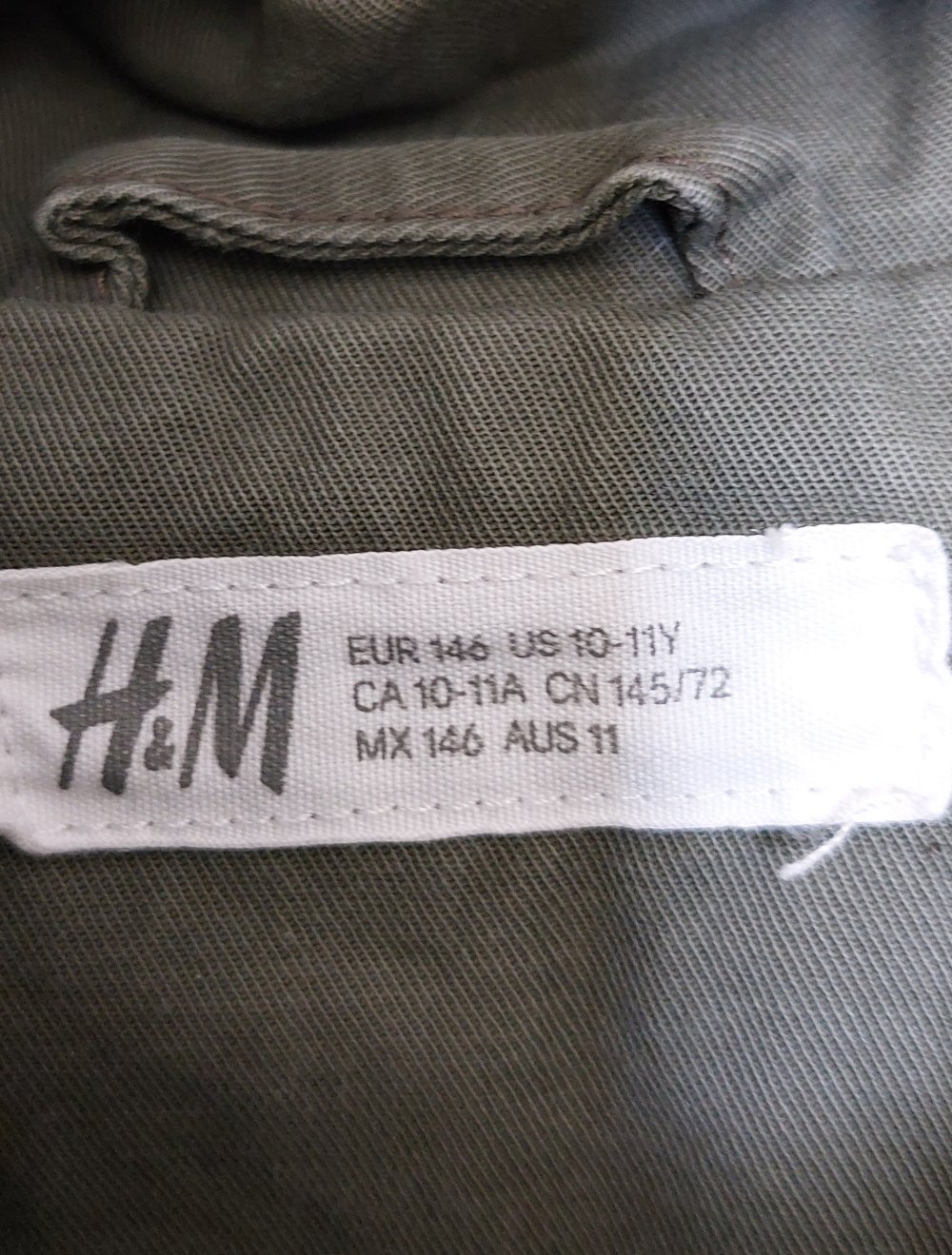 khakifarbener Parka; 10€