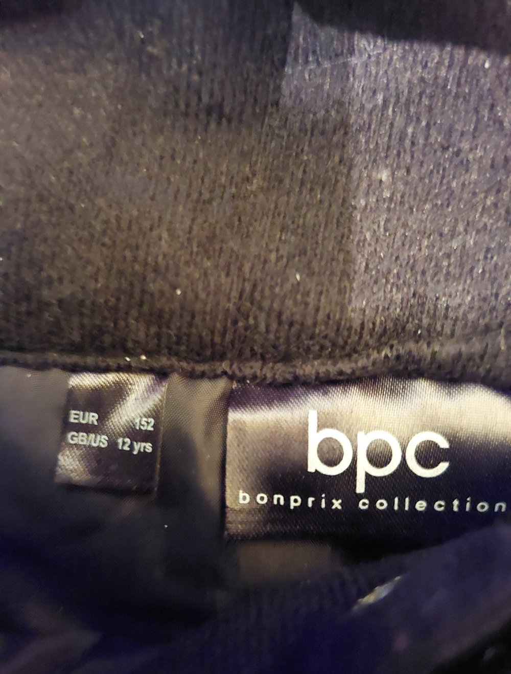 schwarze Skihose; 10€