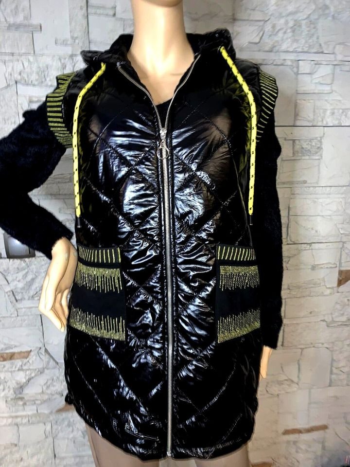 Tolle Weste Überwurf Mantel  in gr 38-44  Farbe Schwarz Lack  Gesteppt