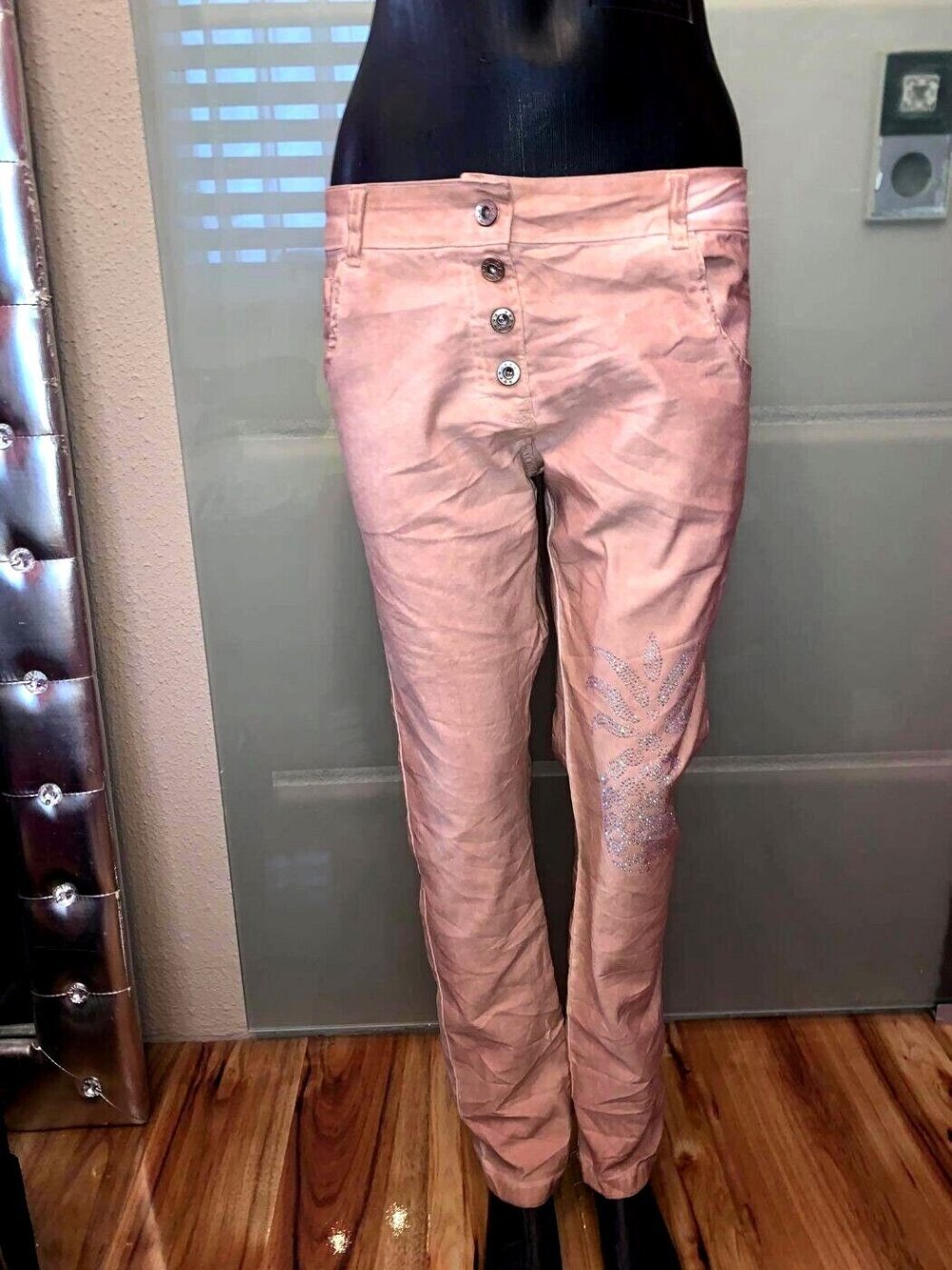 Made in Italy  Boyfriend Hose  in gr L Farbe  Rost  Strass  Motiv Ananas Neu Vintage Look