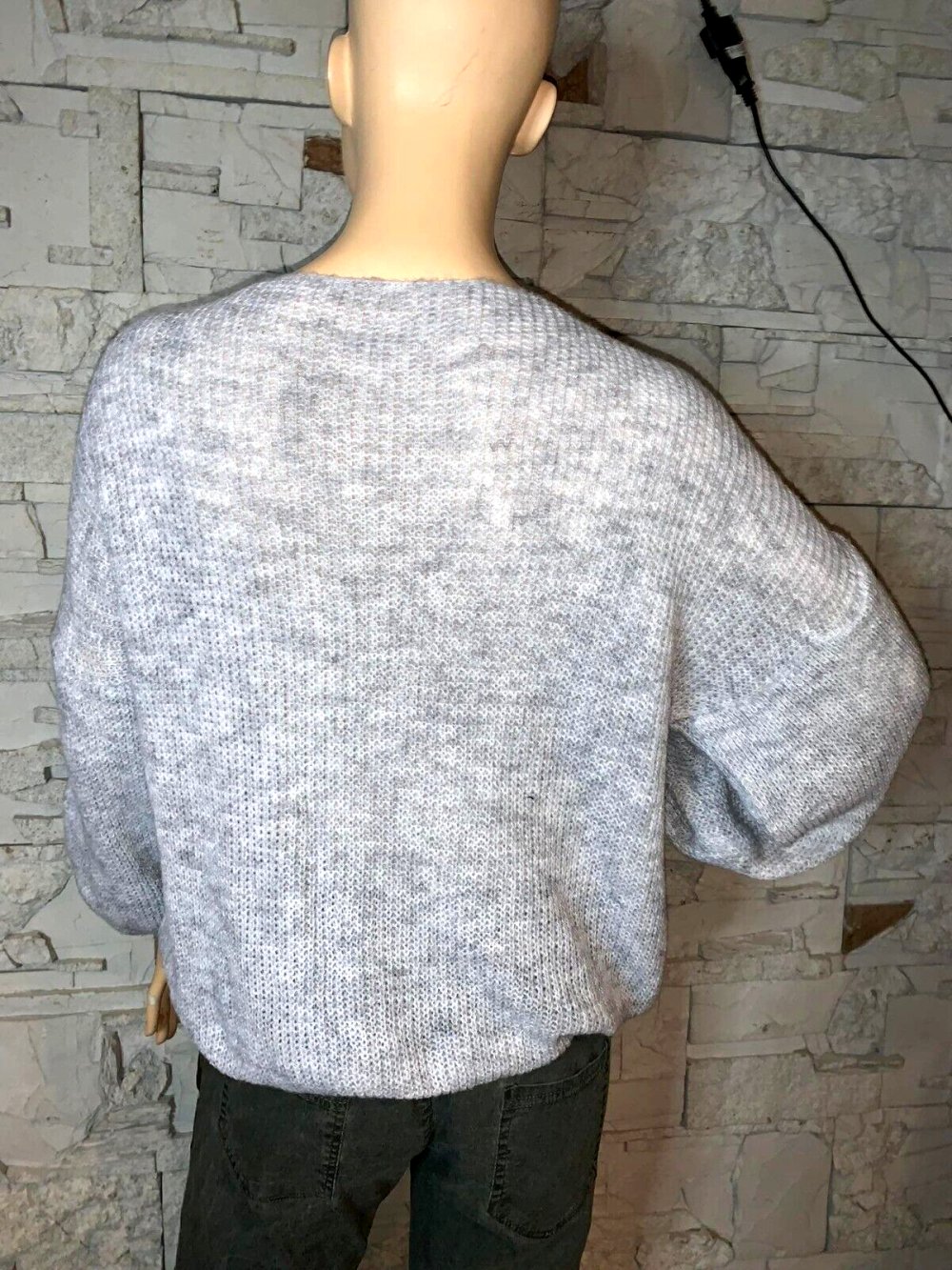 Made in Italy Pullover Bluse  in gr 38-46  Farbe Grau  Motiv Cartoon  Paietten  Minnie