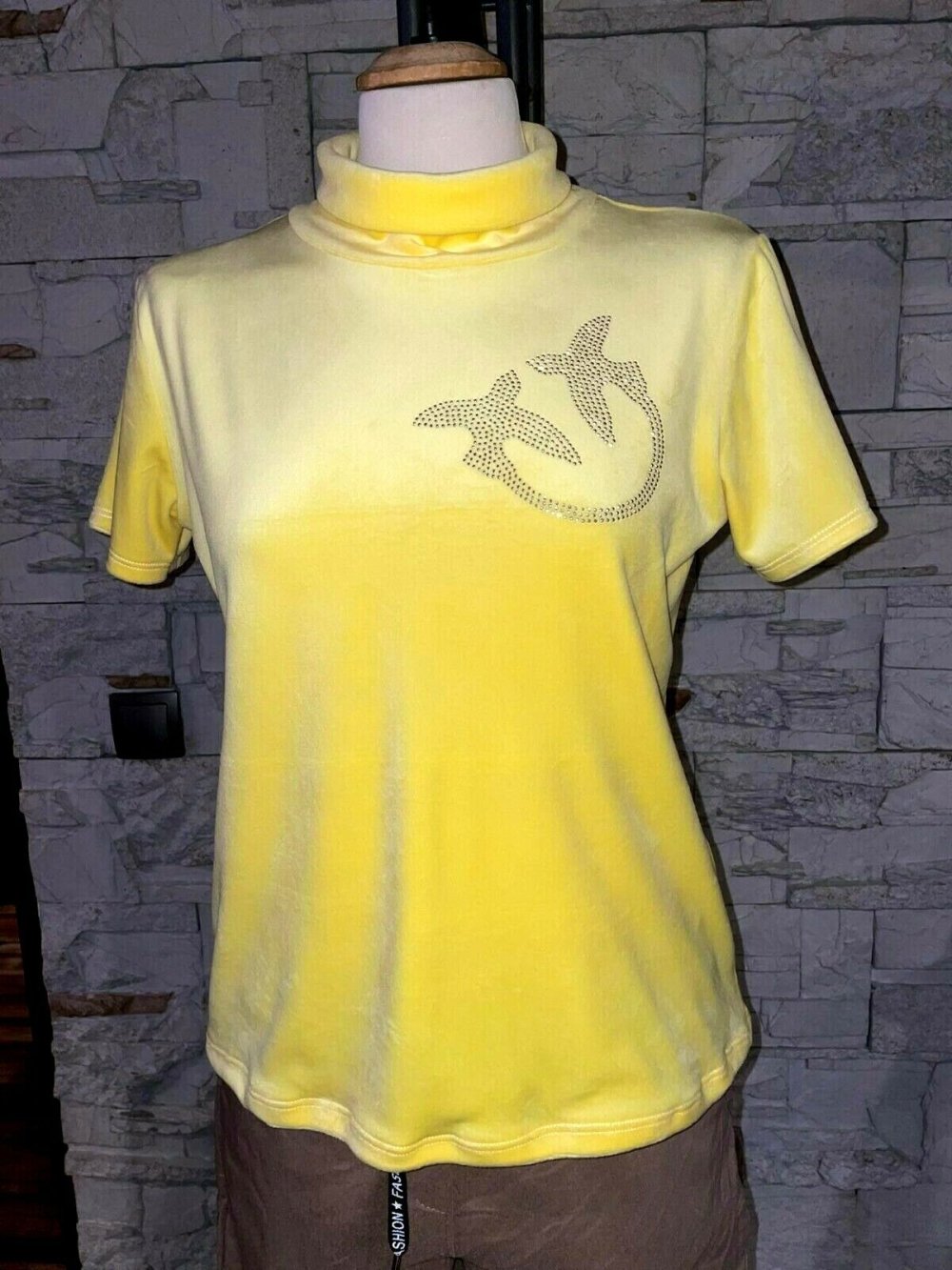 Bluse Tunika  in gr 36-40  Farbe Gelb  Velour  Strass 