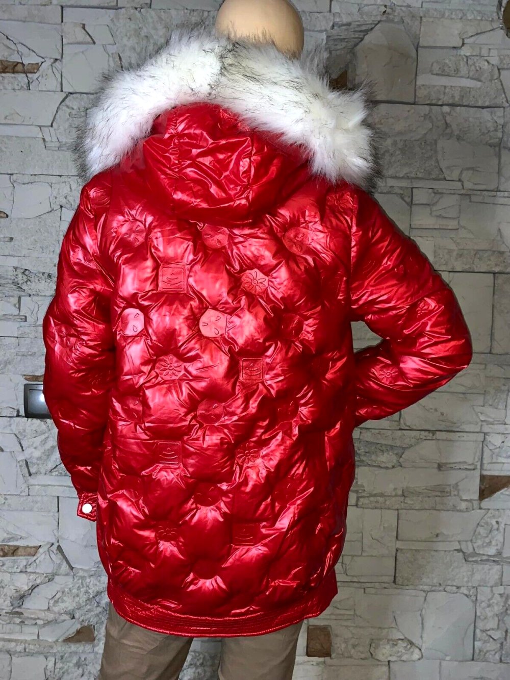 Tolle Winter Herbst Jacke  in gr M  Farbe Burgundrot  Neu mit Etikett Gesteppt