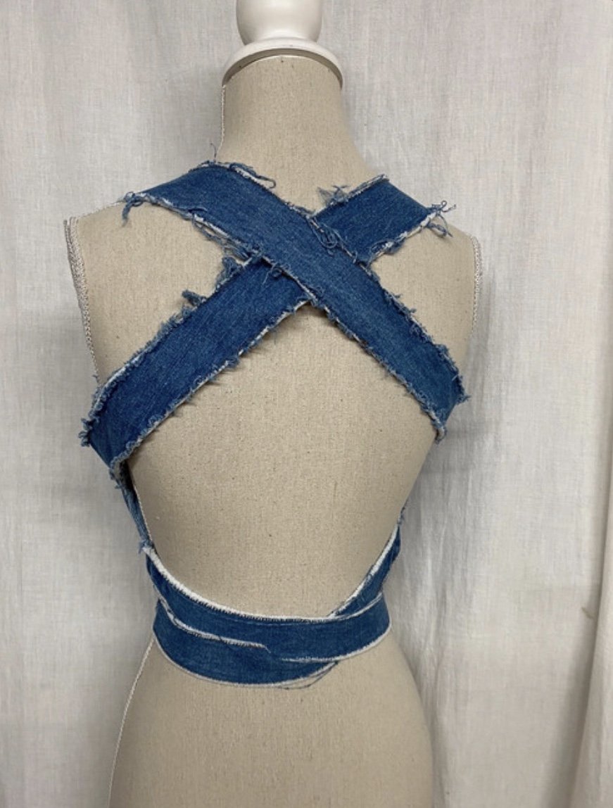 Blaues Used Look Denim Wickel Crop Top