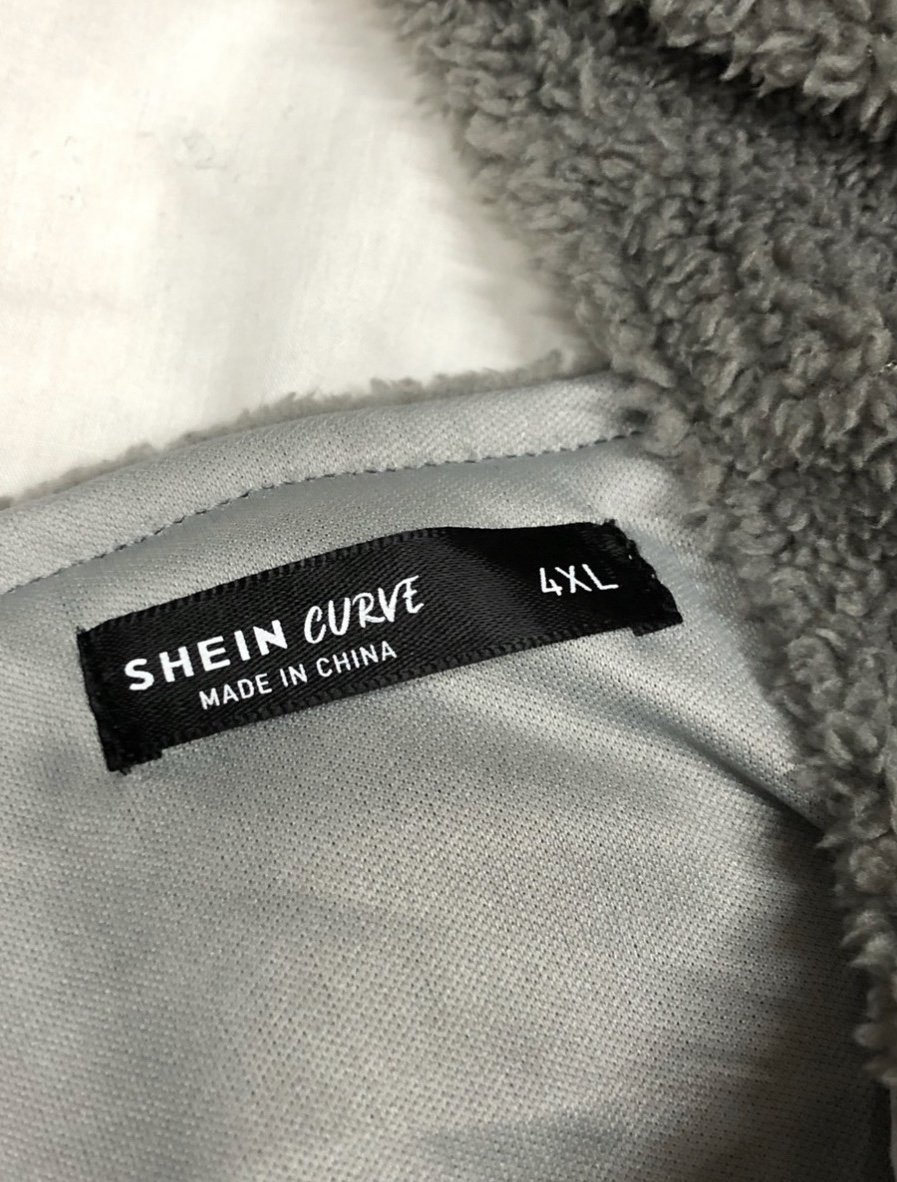 Graues Flausch Home Wear Set (Crop Top + Hose)