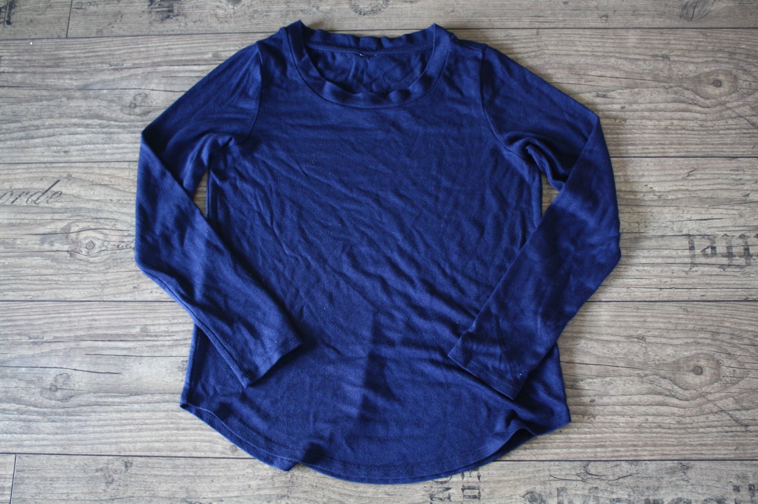 Gina Tricot leichter Strickpulli Strickpullover Langarm blau unten rund abgerundet M 38 40