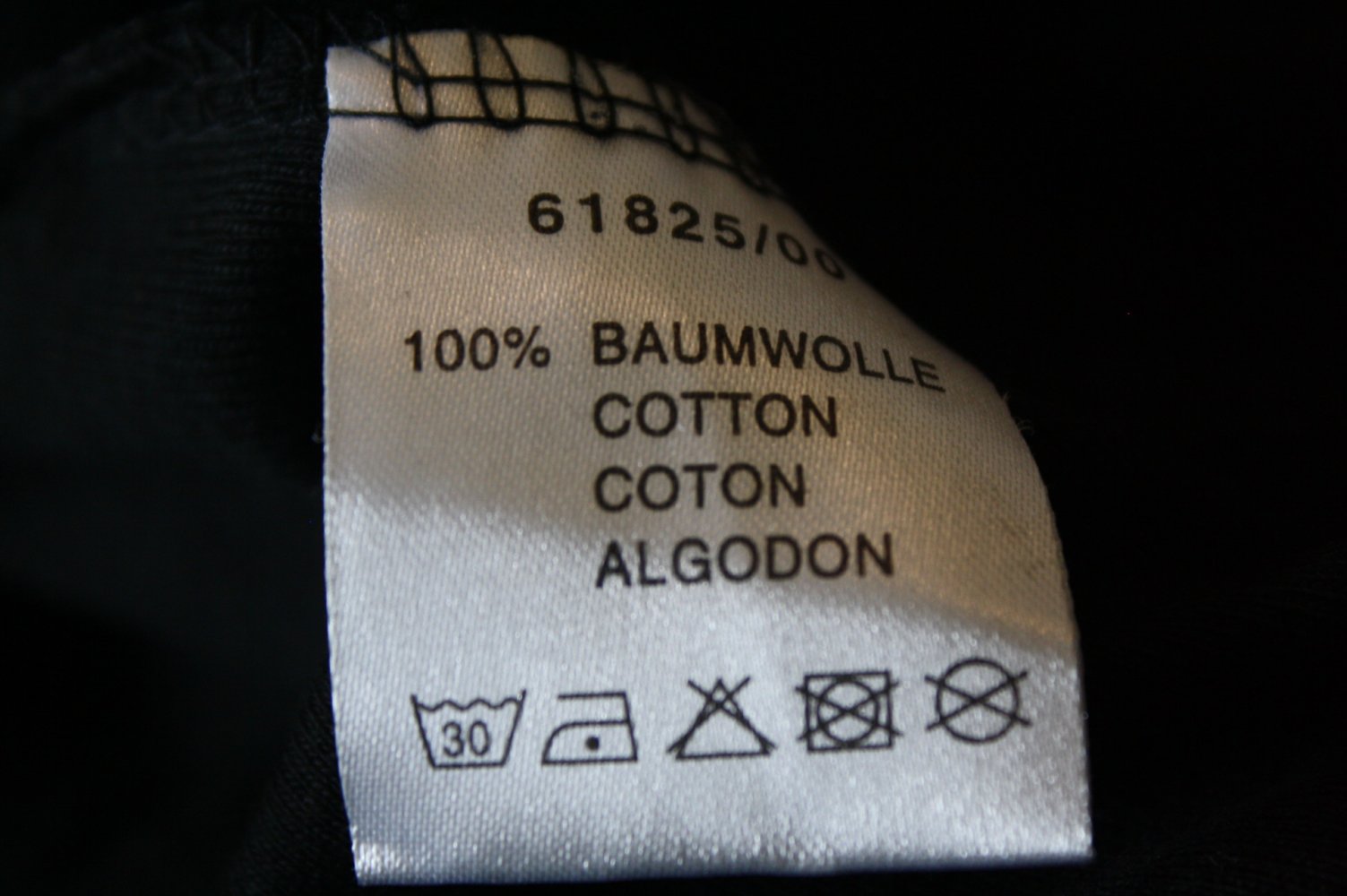 X-Mail Shirt tiefschwarz Pulli Sweatshirt Pullovershirt mit Knopfleiste 44 46 wie neu