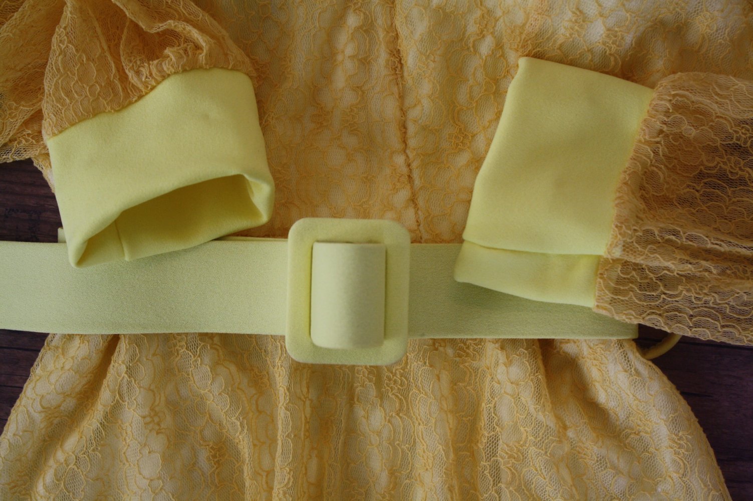 Clara Castle Trägerkleid gelbes Spitzenkleid Sommerkleid Salsa Lambada S 36