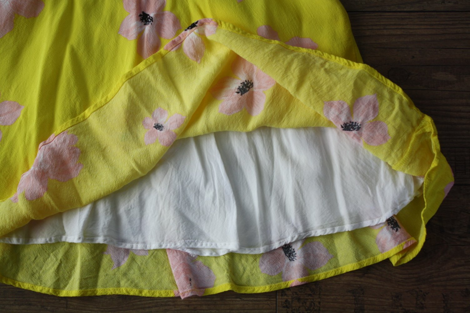 Zara Blumenkleid Trägerkleid gelb geblümt Blumen Sommerkleid 34 gesmokt Mille Fleur