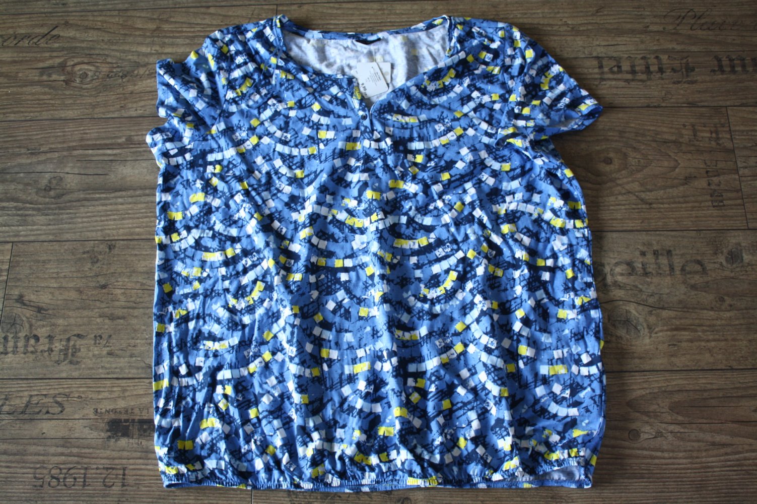 Laura Torelli Shirt  44 46 Retro Shirt NKD Buntes lässiges Hippie Tshirt Sommershirt Neu /Etikett