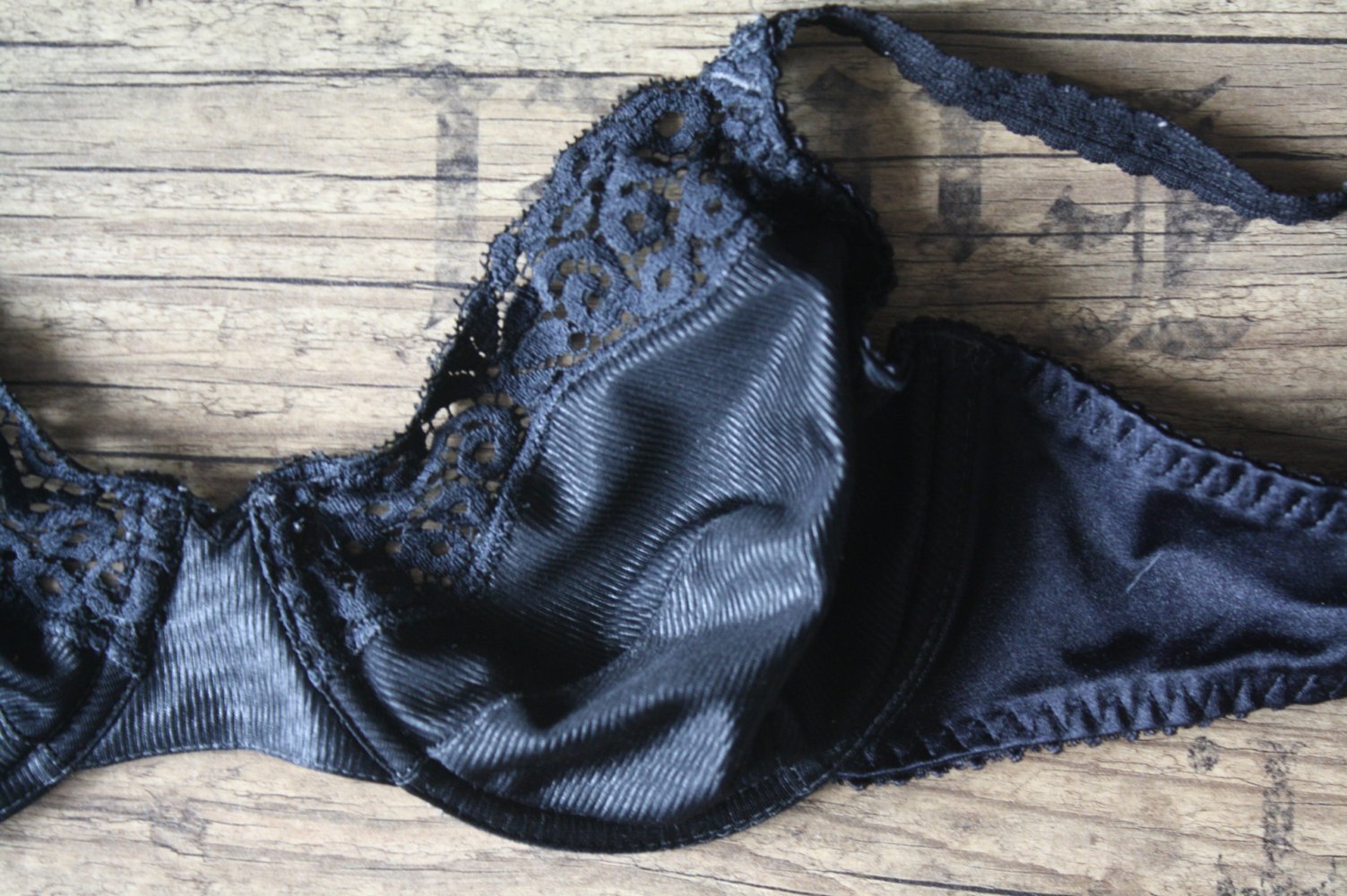 2 Bhs Passionata 75 C schwarz Bra Bustier auch einzeln schwarz Spitze sexy 