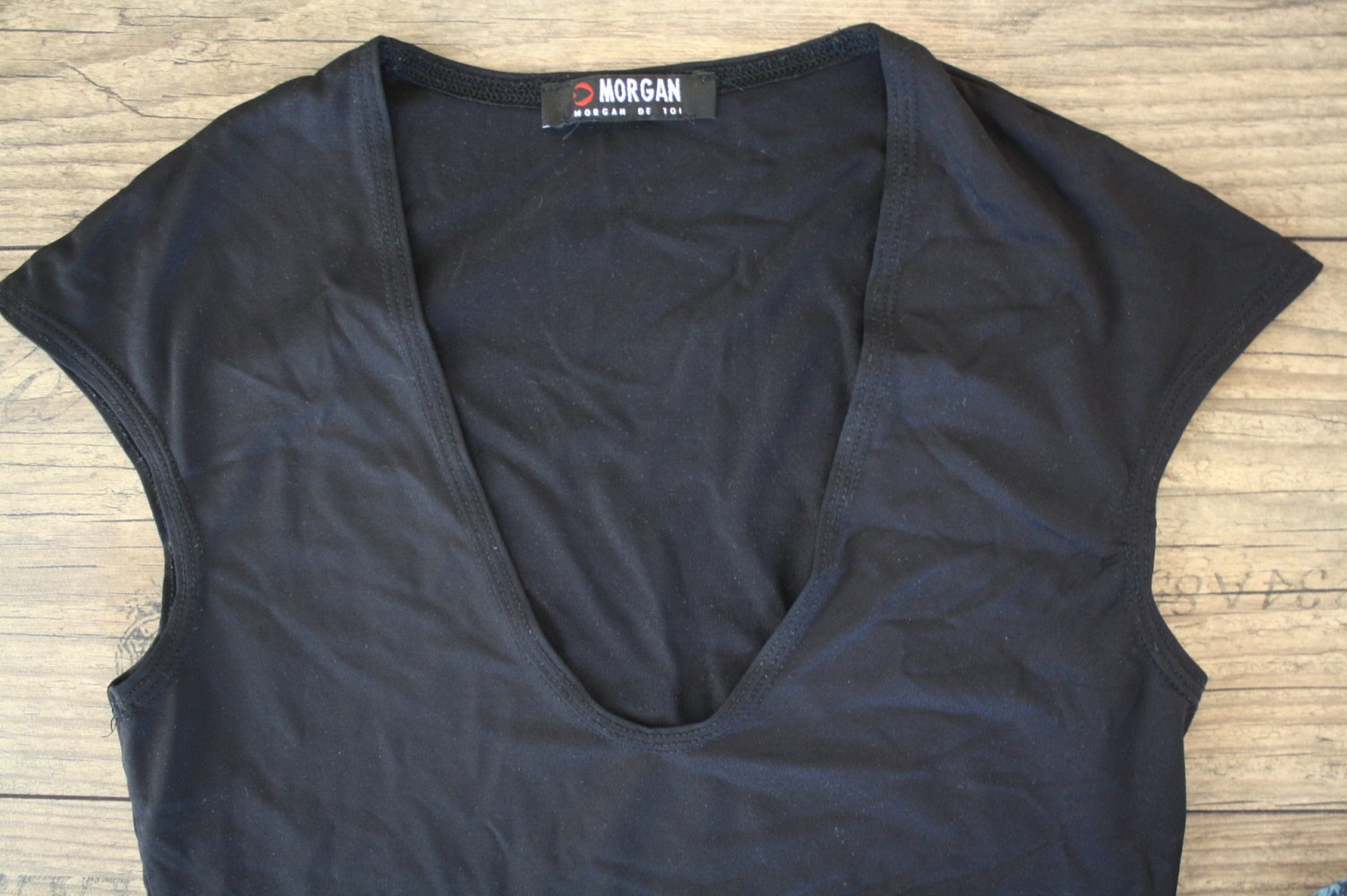 Morgan de Toi tief schwarzes Tshirt Y2k sexy Tshirt leichter Glanz Xs 34