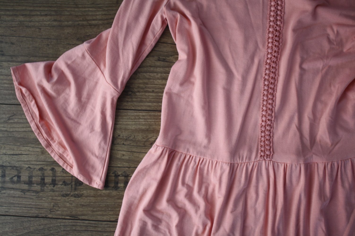 Bodyflirt lachs Kleid Häkel Häkelkleid Knopfleiste Hippie Shabby Style S 36 Neuwertig