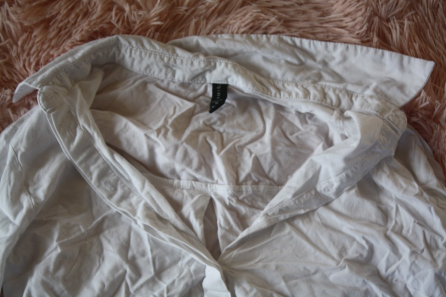 Coole Weisse Stretch Bluse Jerseybluse S M 38 40 unten abgerundet hinten länger