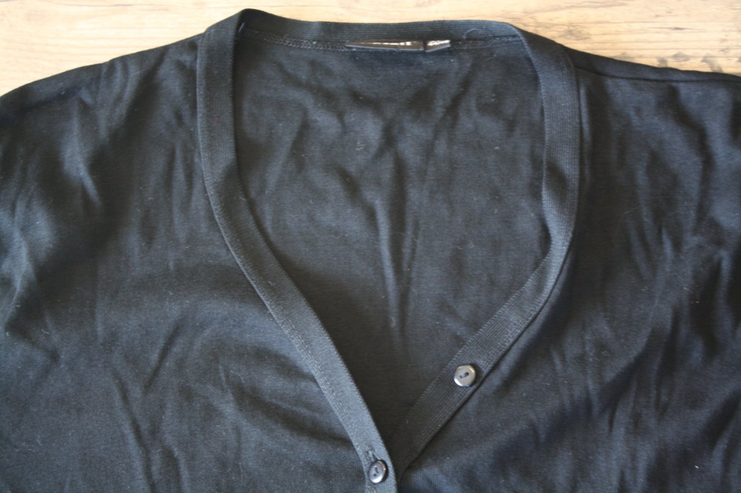 X-Mail Shirt tiefschwarz Pulli Sweatshirt Pullovershirt mit Knopfleiste 44 46 wie neu