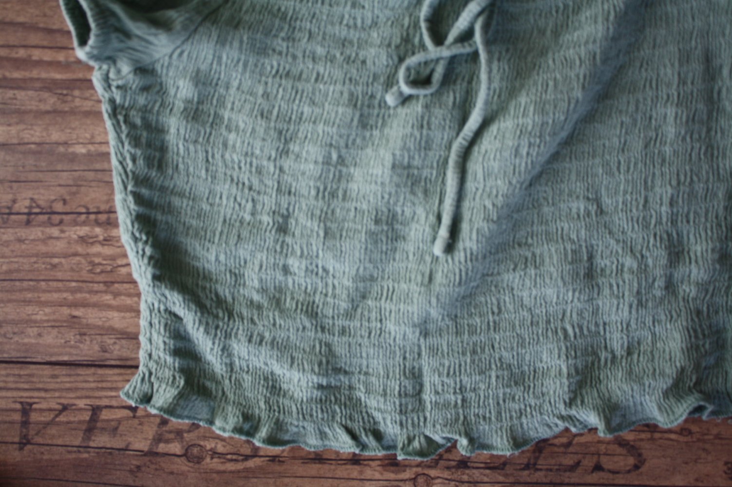 Pull&Bear hellgrünes Top gesmokt Crop Cropped Sommertop Shirt kurzes Croptop 36-38 gesmoktes Top