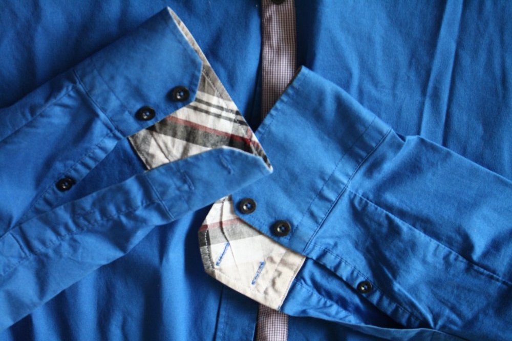 Herren Hemd Redbridge Grösse L Vintagehemd Retrohemd Red Bridge kariert Akzente Stickerei bestickt