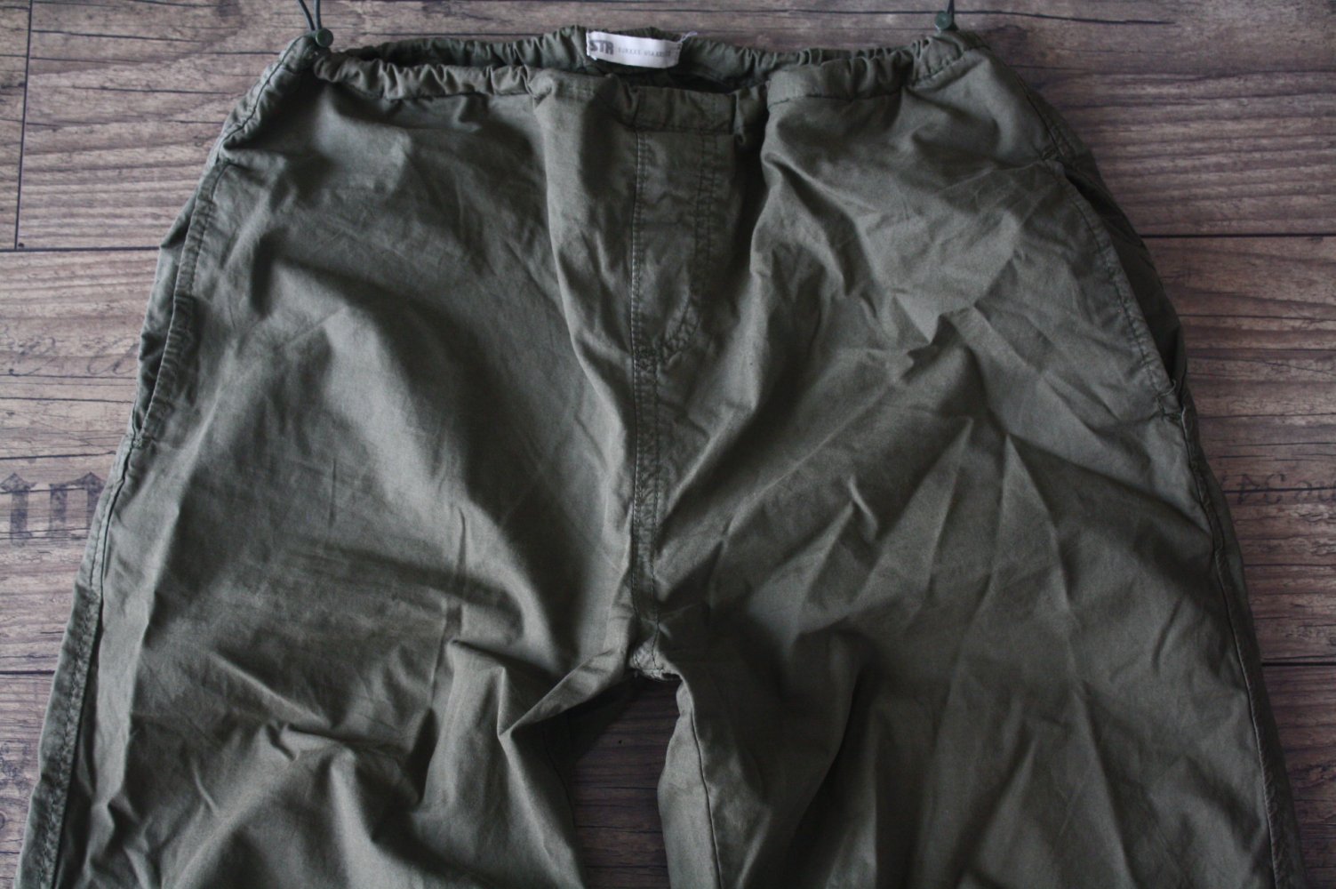Stradivarius Parachute Pants Fallschirmhose Fliegerhose Cargopant Khaki 34 36 TOP reine Baumwolle 