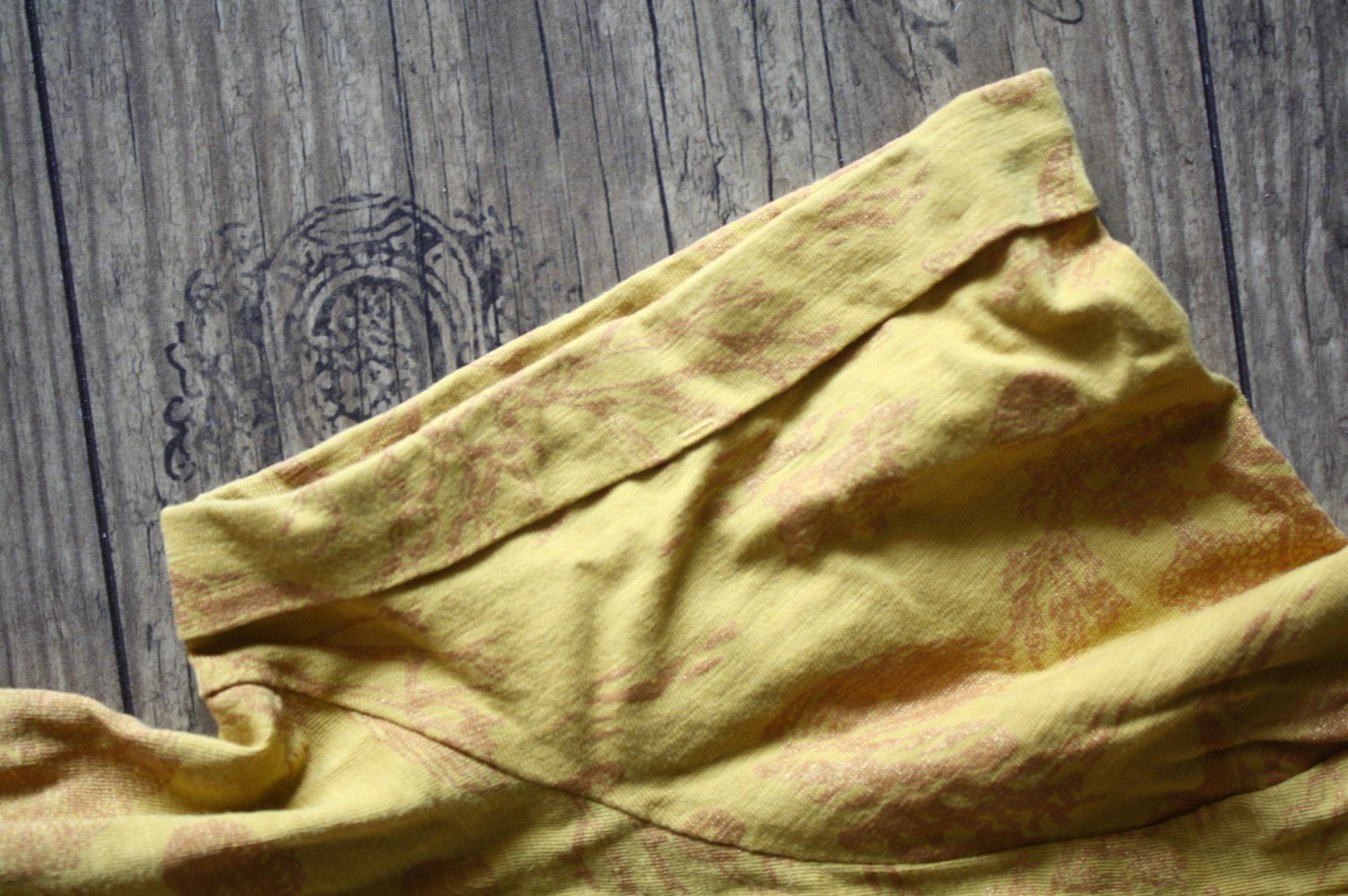 WE Tshirt Baumwollshirt Statement Seesterne Korallenmuster 38 senffarbenes Tshirt Neu